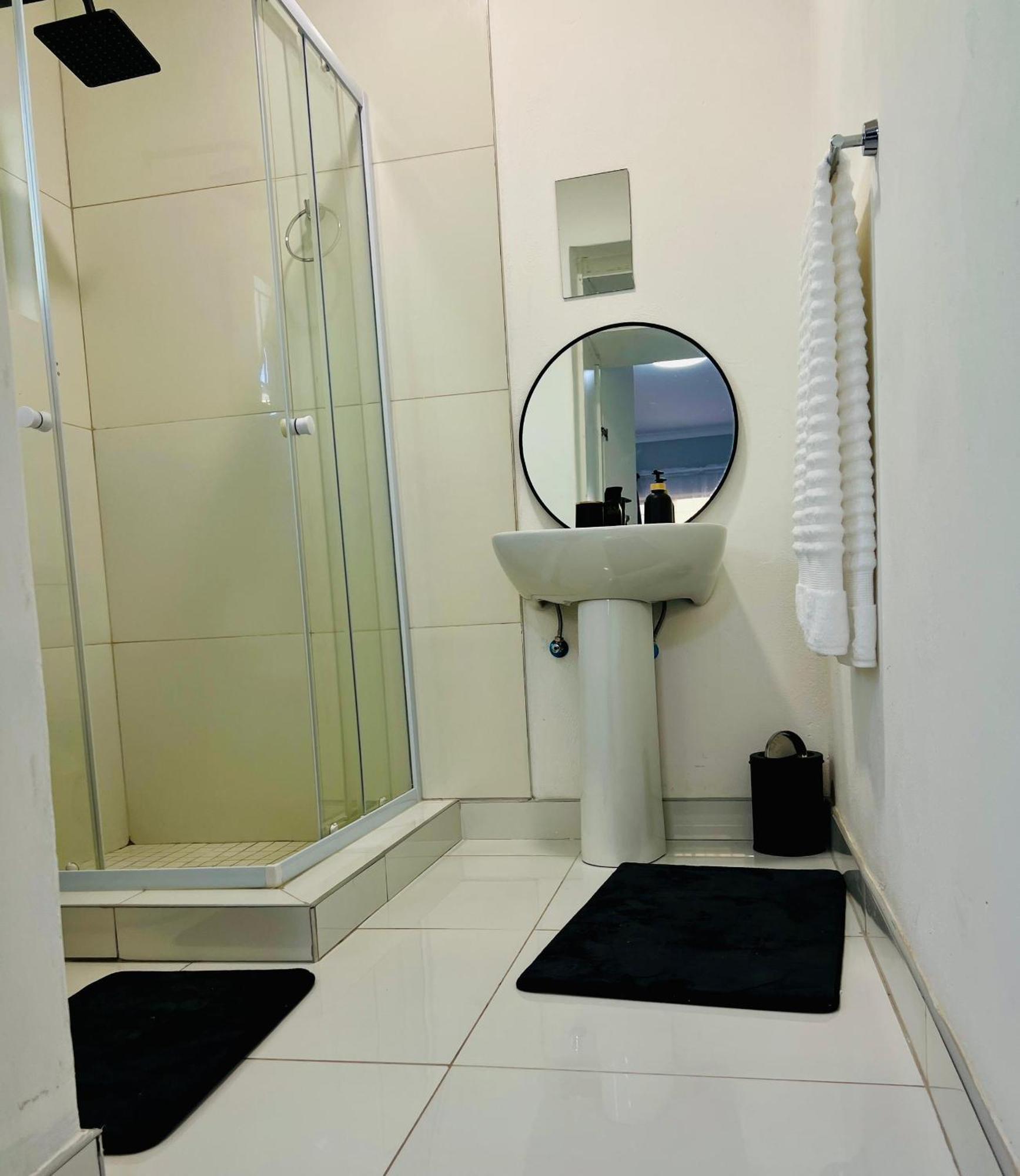 Easy Living Apartment Rundu Extérieur photo